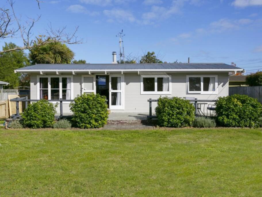 Cosy Lockwood In Town Villa Taupo Exterior photo
